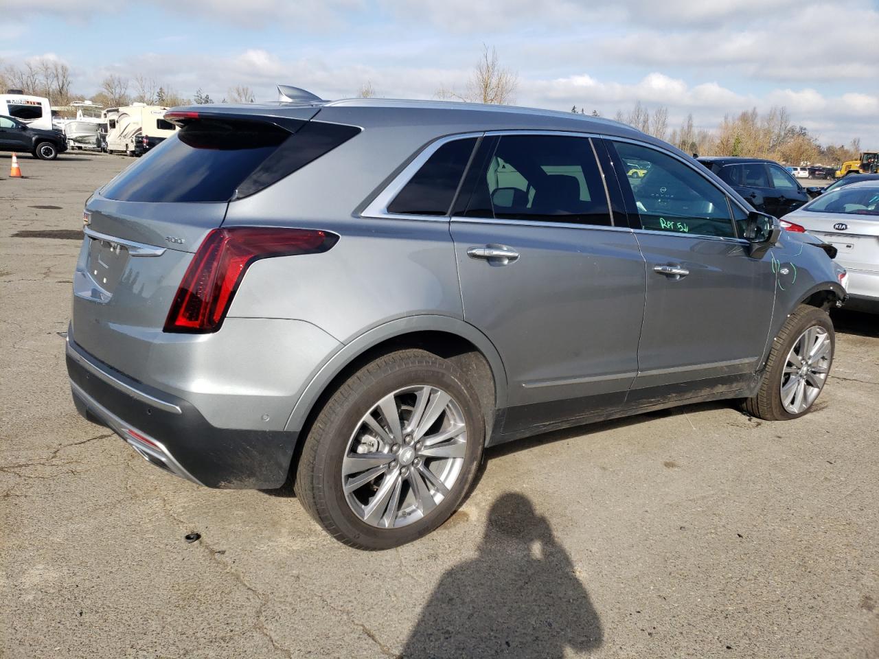 2024 CADILLAC XT5 PLATINUM PREMIUM LUXURY VIN:1GYKNFRS2RZ700557