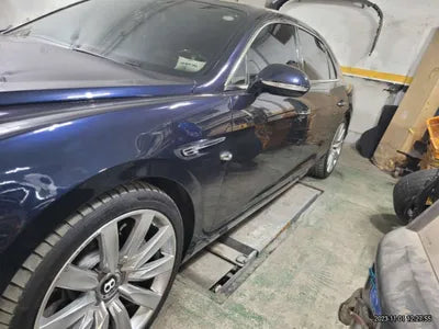 2016 Bentley Flying Spur SCBEL53W3GC056083 VIN:SCBEL53W3GC056083