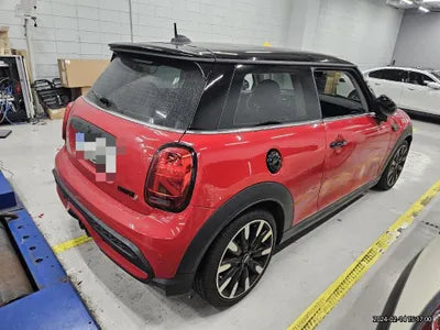 2022 MINI Cooper VIN: