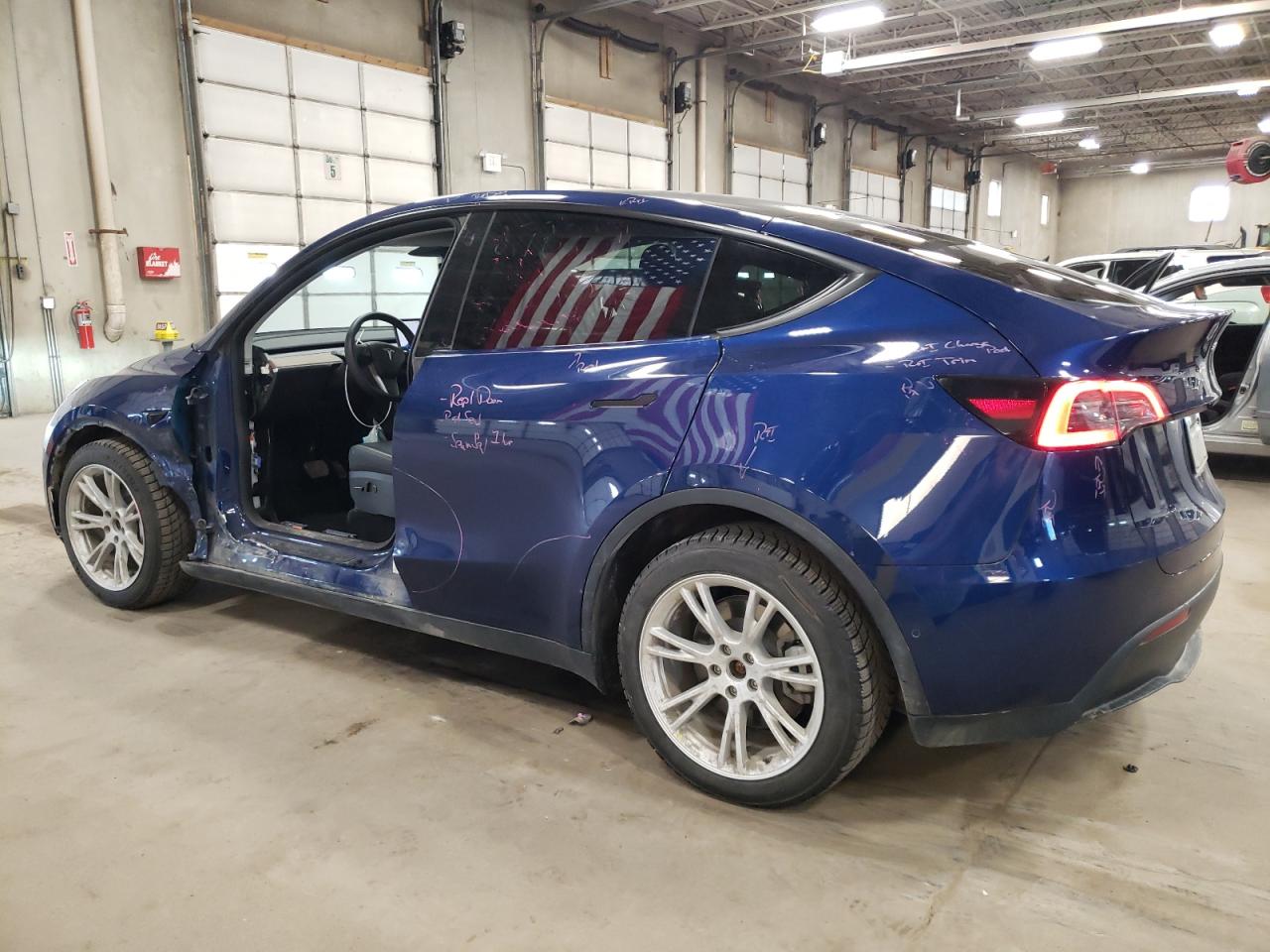 2022 TESLA MODEL Y  VIN:7SAYGDEE0NA009915