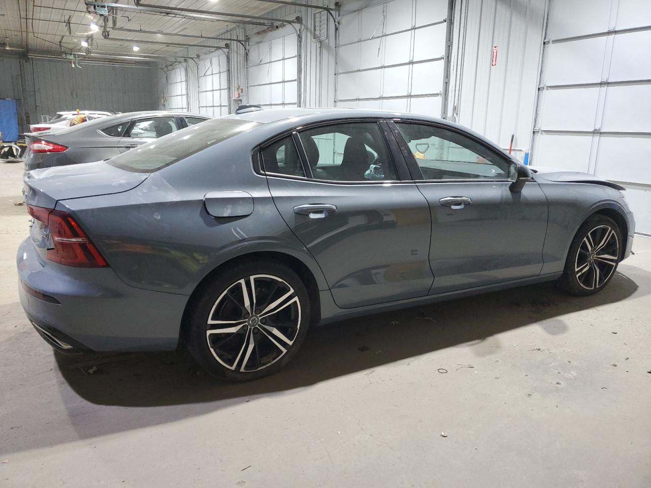 2022 VOLVO S60 B5 R-DESIGN VIN:7JRL12TMXNG160729