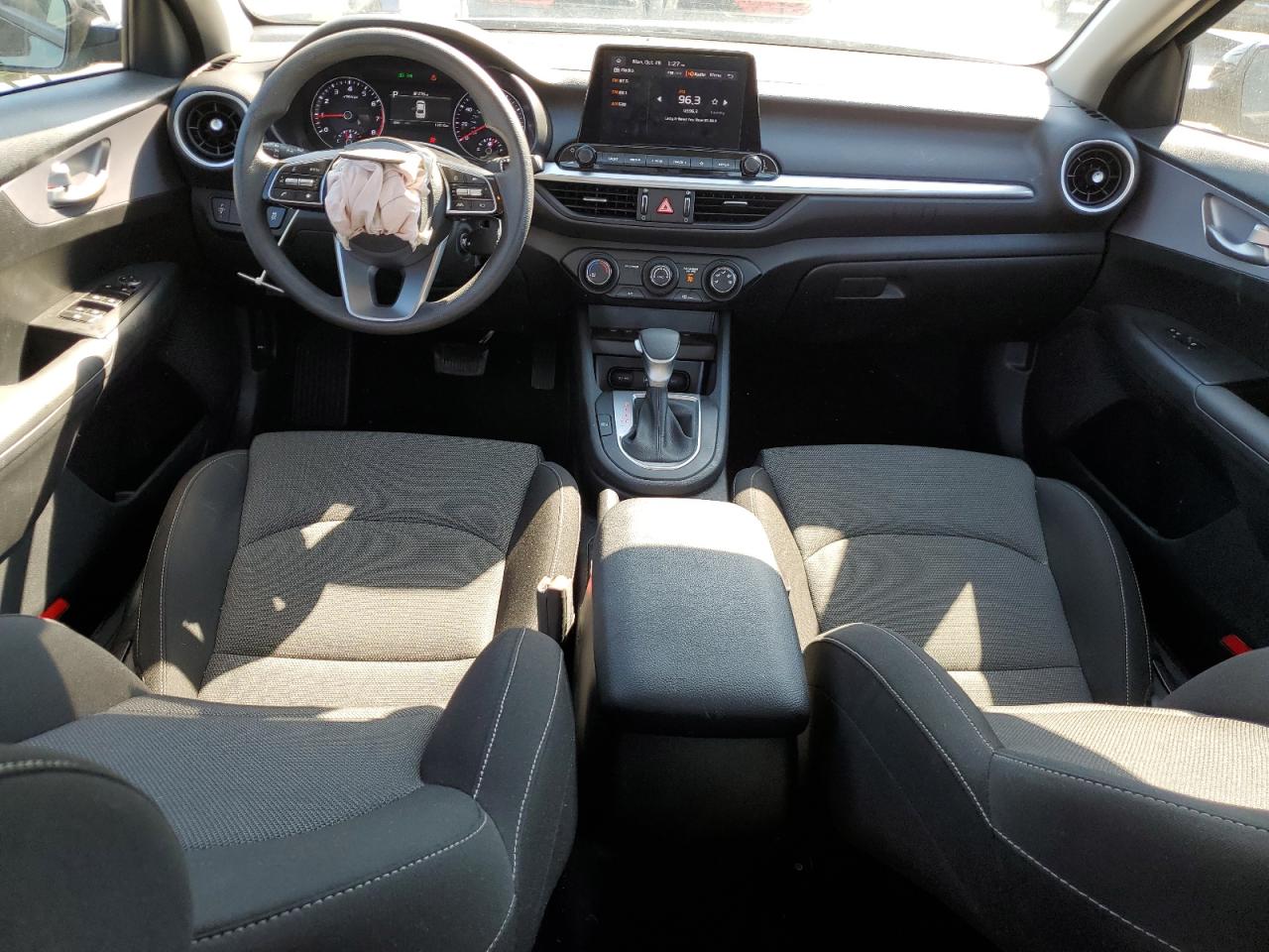 2024 KIA FORTE LX VIN:3KPF24AD2RE759699