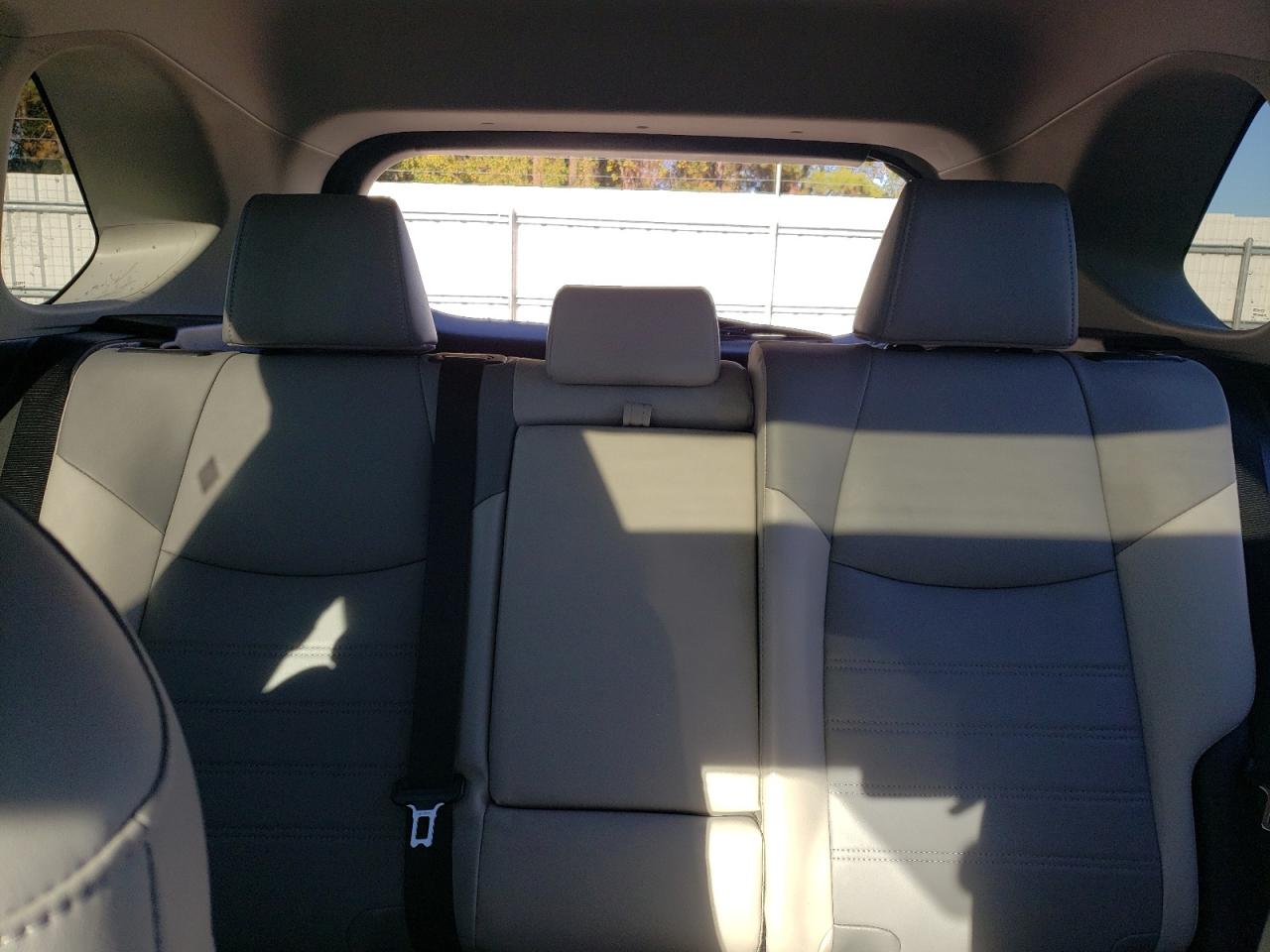 2022 TOYOTA RAV4 XLE PREMIUM VIN:2T3C1RFV7NW233183