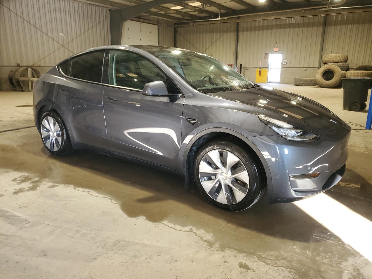 2022 TESLA MODEL Y  VIN:7SAYGAEE3NF489546