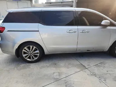 2014 Kia Carnival VIN: