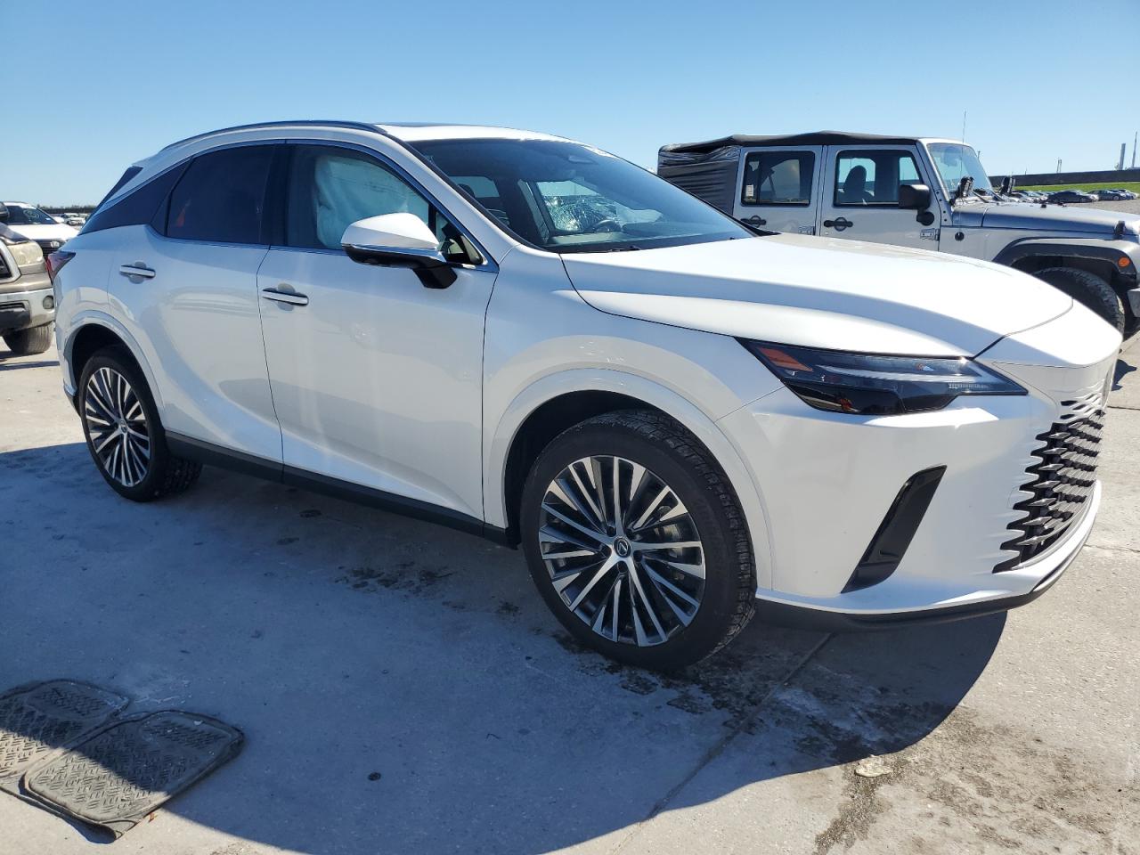 2023 LEXUS RX 350 PREMIUM VIN:JTJCHMAA7P2005597