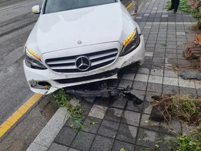 2015 Mercedes-Benz C 200 VIN: