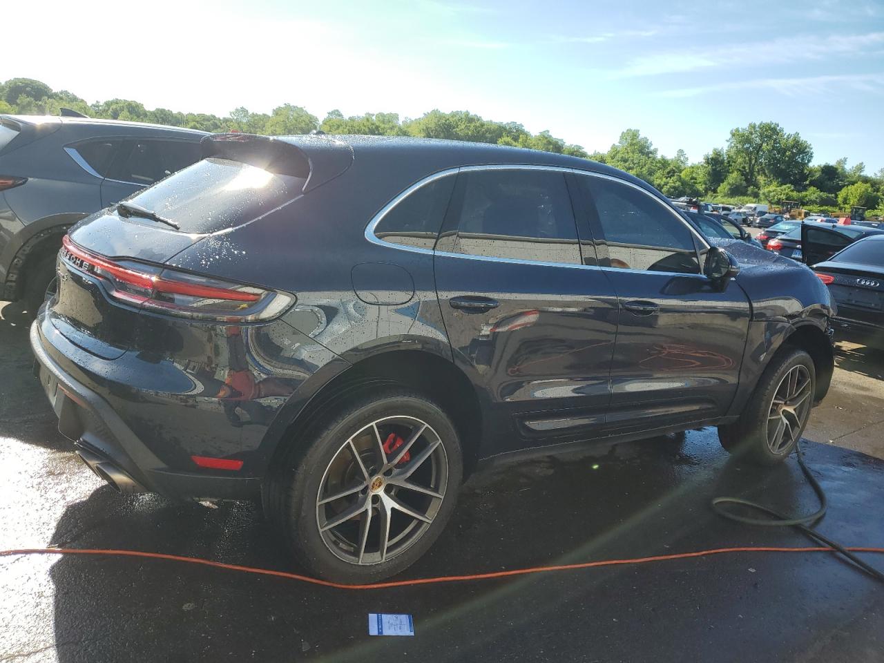 2022 PORSCHE MACAN S VIN:WP1AG2A52NLB23745