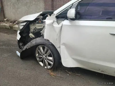 2016 Kia Carnival KNAMC81ABGS086147 VIN:KNAMC81ABGS086147