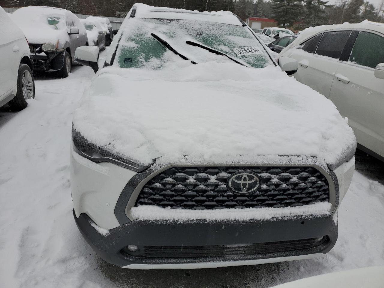 2022 TOYOTA COROLLA CROSS XLE VIN:1FTSW21P16ED73008