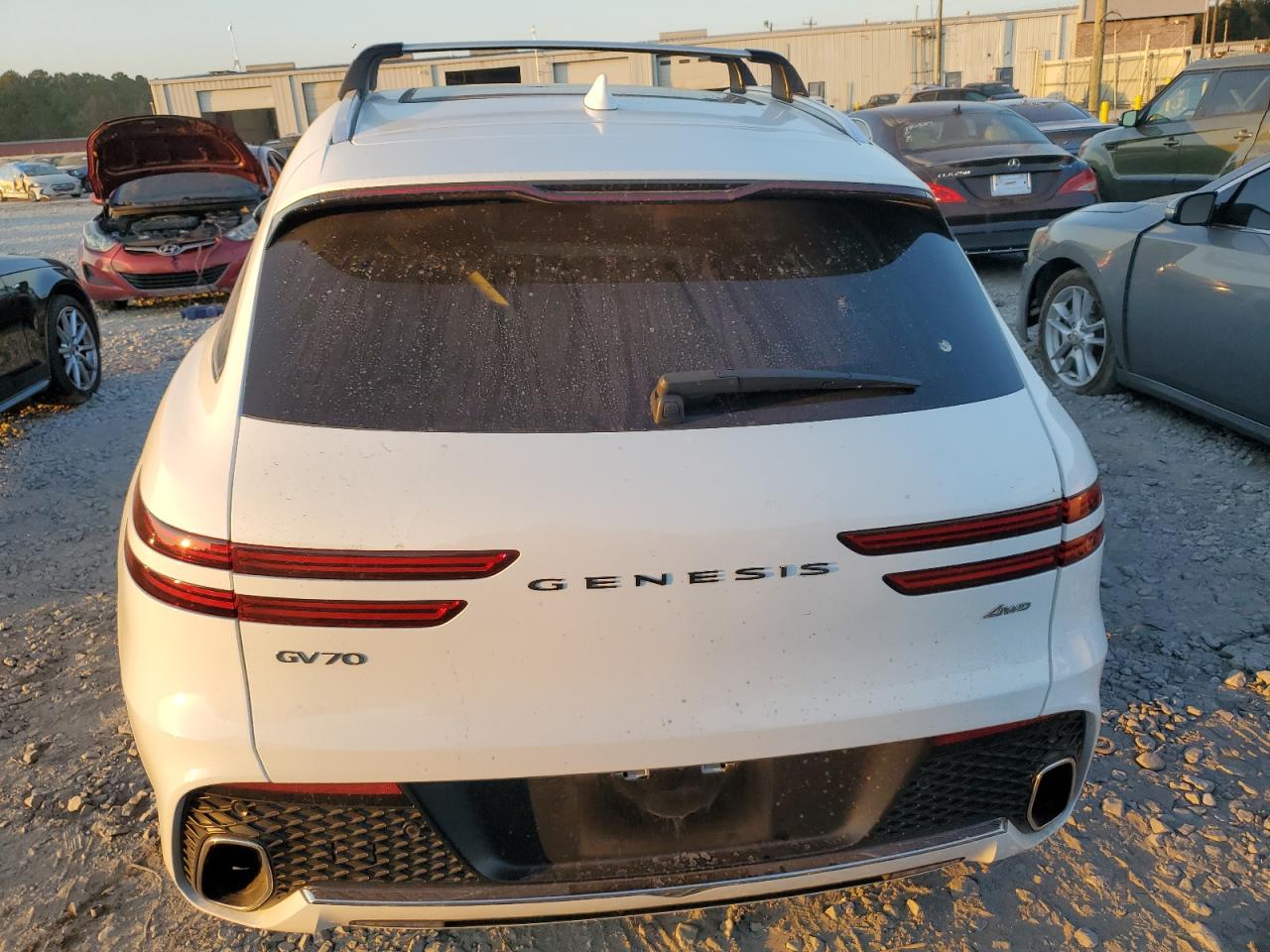 2023 GENESIS GV70 BASE VIN:KMUMADTB3PU135136