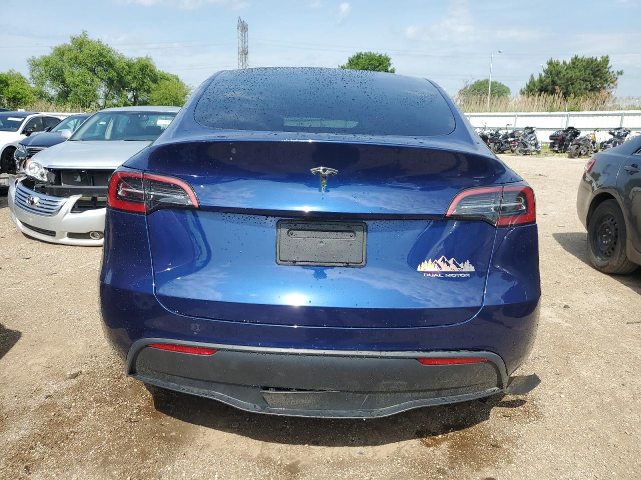 2023 TESLA MODEL Y  VIN:7SAYGAEE3PF832567