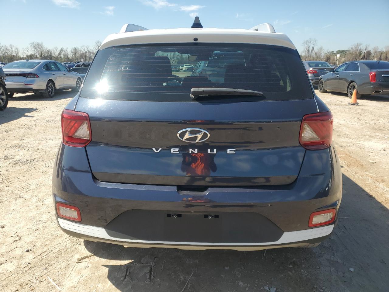 2022 HYUNDAI VENUE SEL VIN:KMHRC8A35NU153460