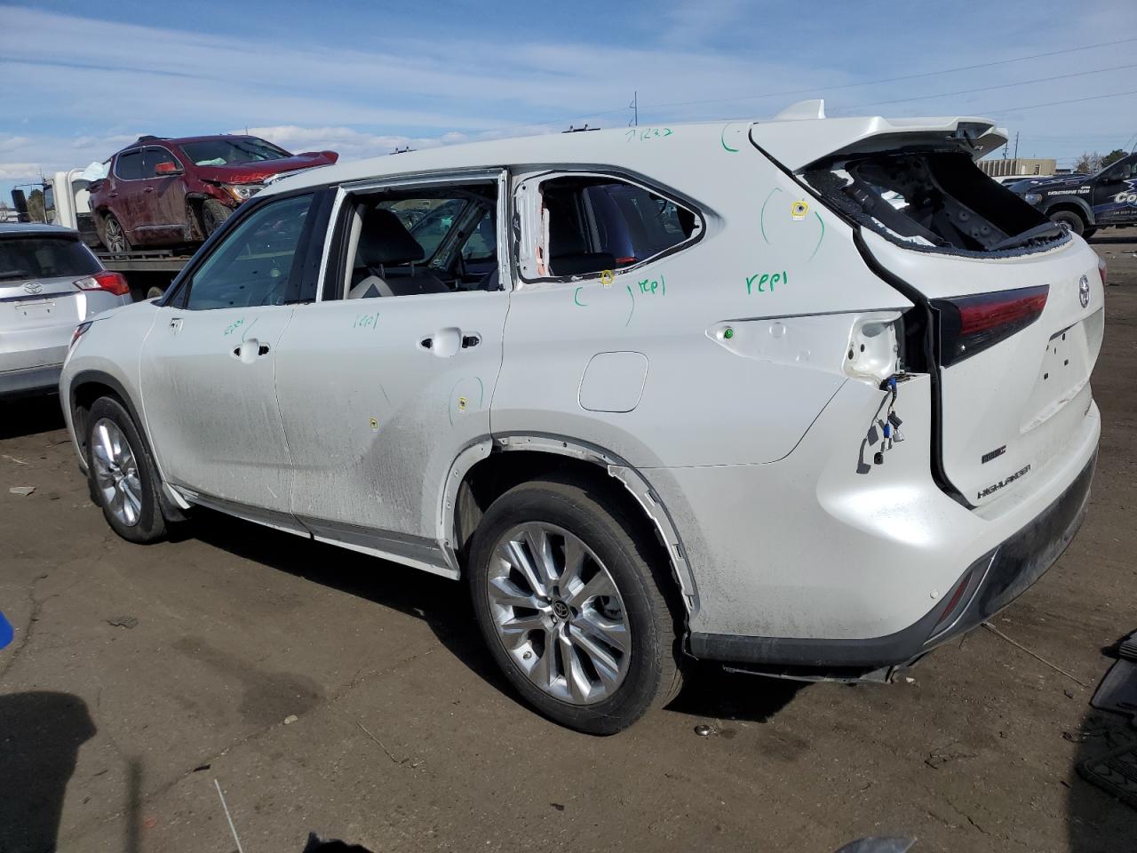 2022 TOYOTA HIGHLANDER LIMITED VIN:5TDDZRBHXNS576357