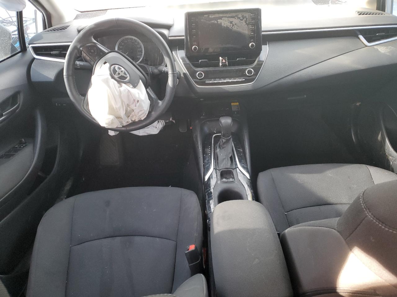 2022 TOYOTA COROLLA LE VIN:5YFBPMBE8NP377628