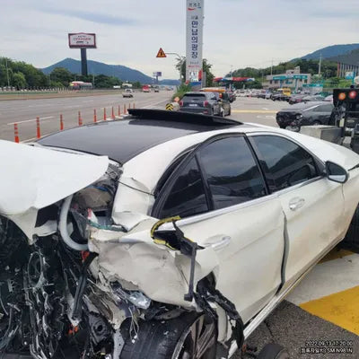 2018 Mercedes-Benz C 200 WDDWF4CB3JF642195 VIN:WDDWF4CB3JF642195