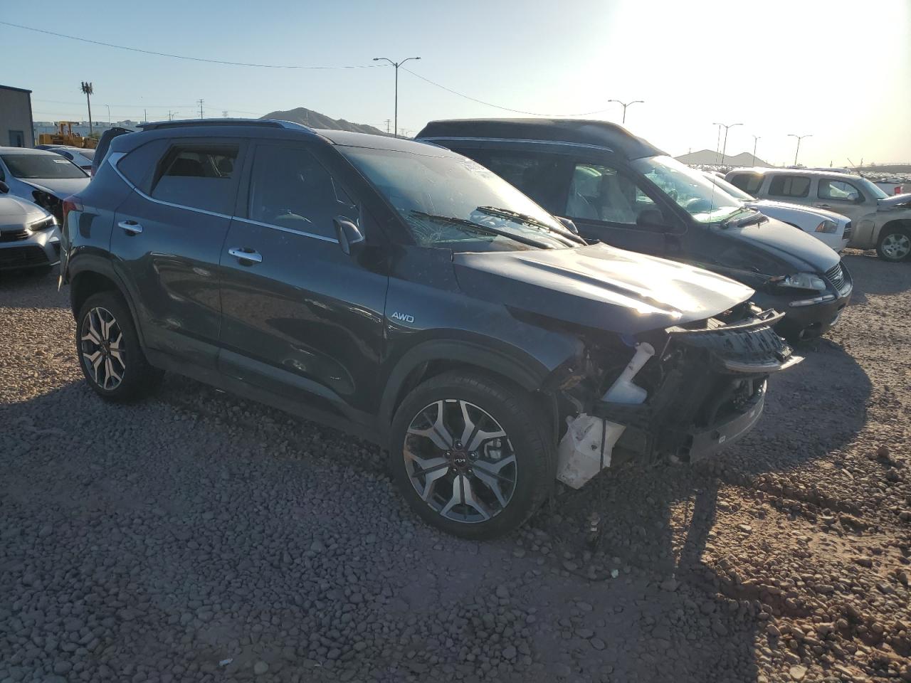 2022 KIA SELTOS SX VIN:KNDETCA24N7277795