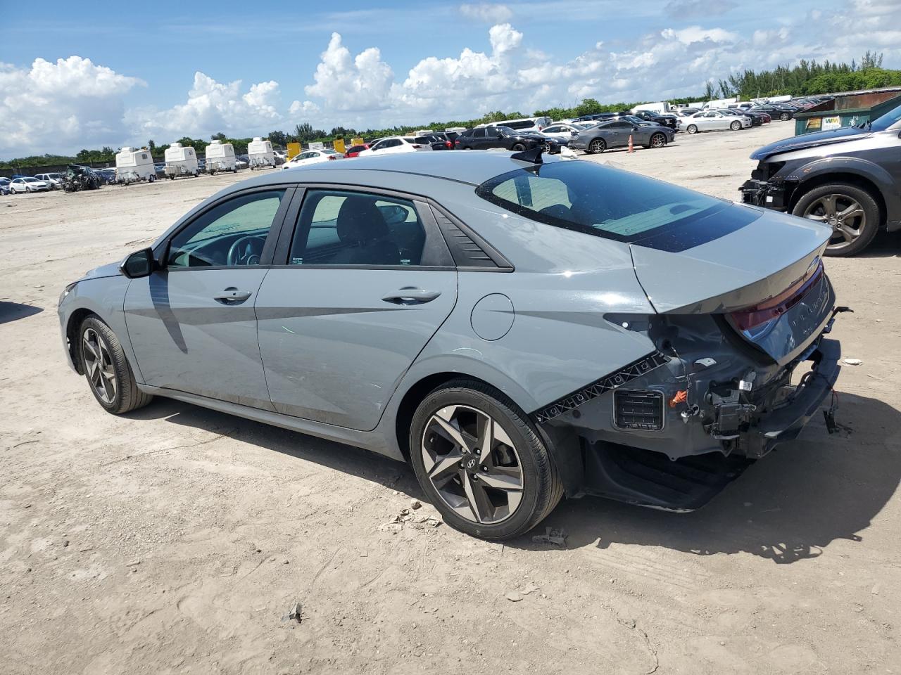 2023 HYUNDAI ELANTRA SEL VIN:KMHLS4AG6PU423898