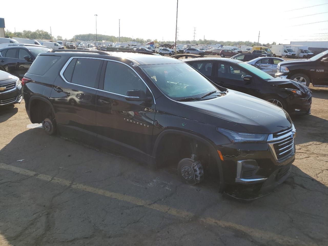 2023 CHEVROLET TRAVERSE LT VIN:1GNERGKW8PJ327926
