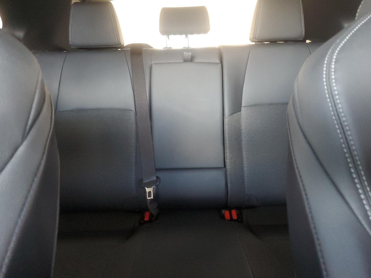 2024 TOYOTA BZ4X XLE VIN:JTMABACAXRA080455