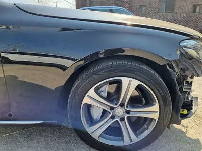 2017 Mercedes-Benz E 300 WDDZF4KB1HA197090 VIN:WDDZF4KB1HA197090