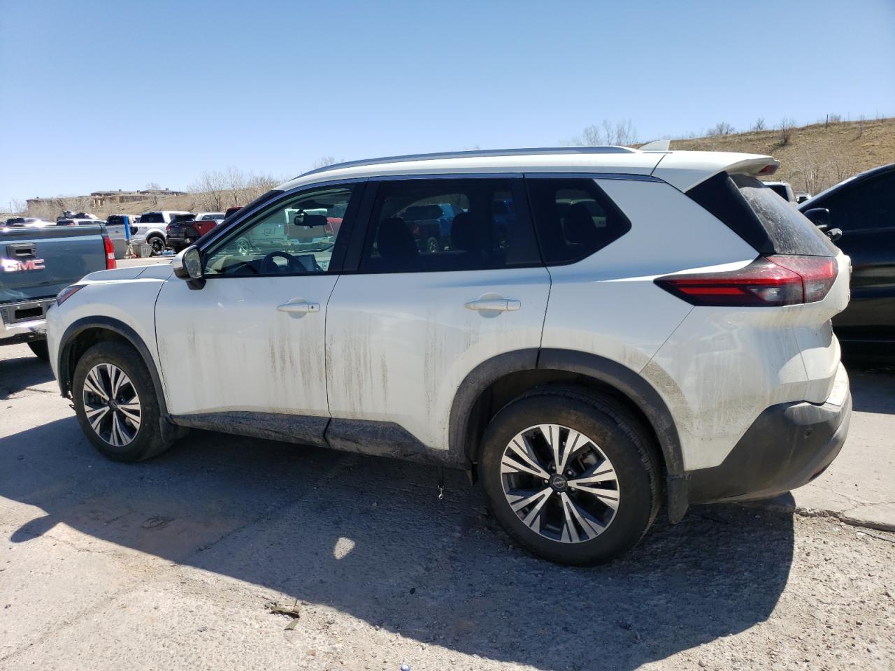 2022 NISSAN ROGUE SV VIN:5N1BT3BB1NC701566