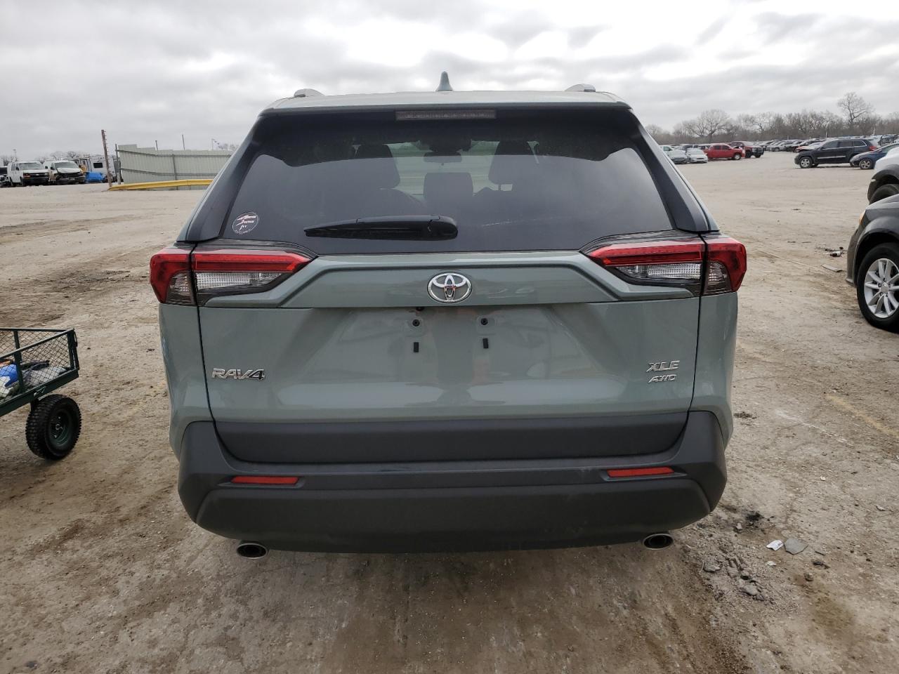 2023 TOYOTA RAV4 XLE VIN:2T3P1RFV9PW374230