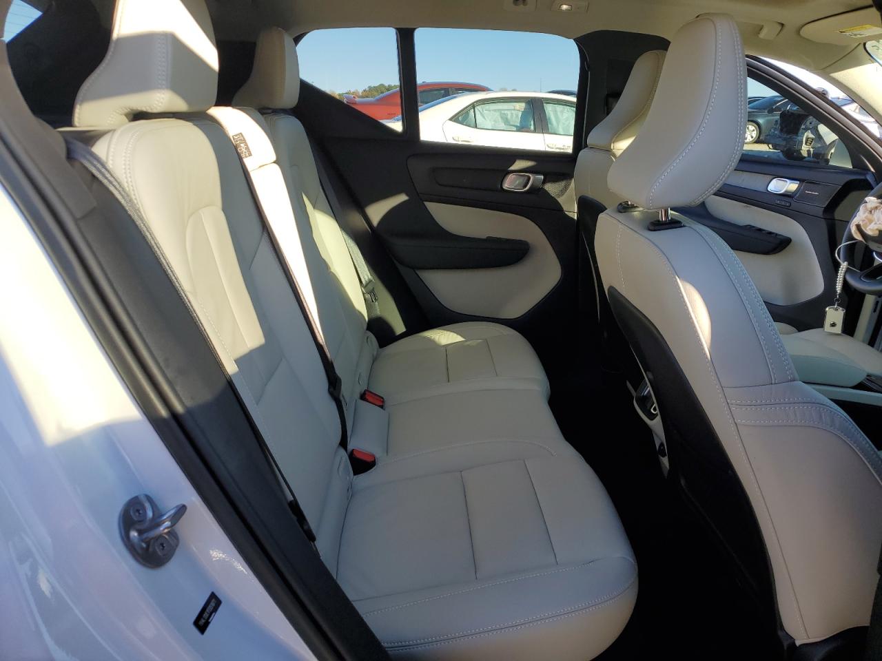 2023 VOLVO XC40 PLUS VIN:YV4L12UE1P2051871