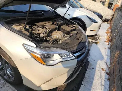 2016 Toyota Camry VIN: