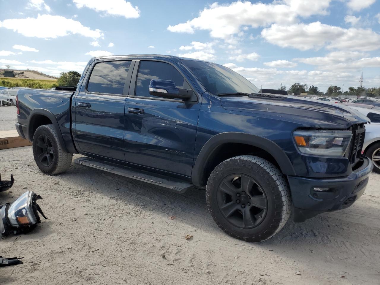 2022 RAM 1500 SPORT VIN:1C6SRFVT9NN453460