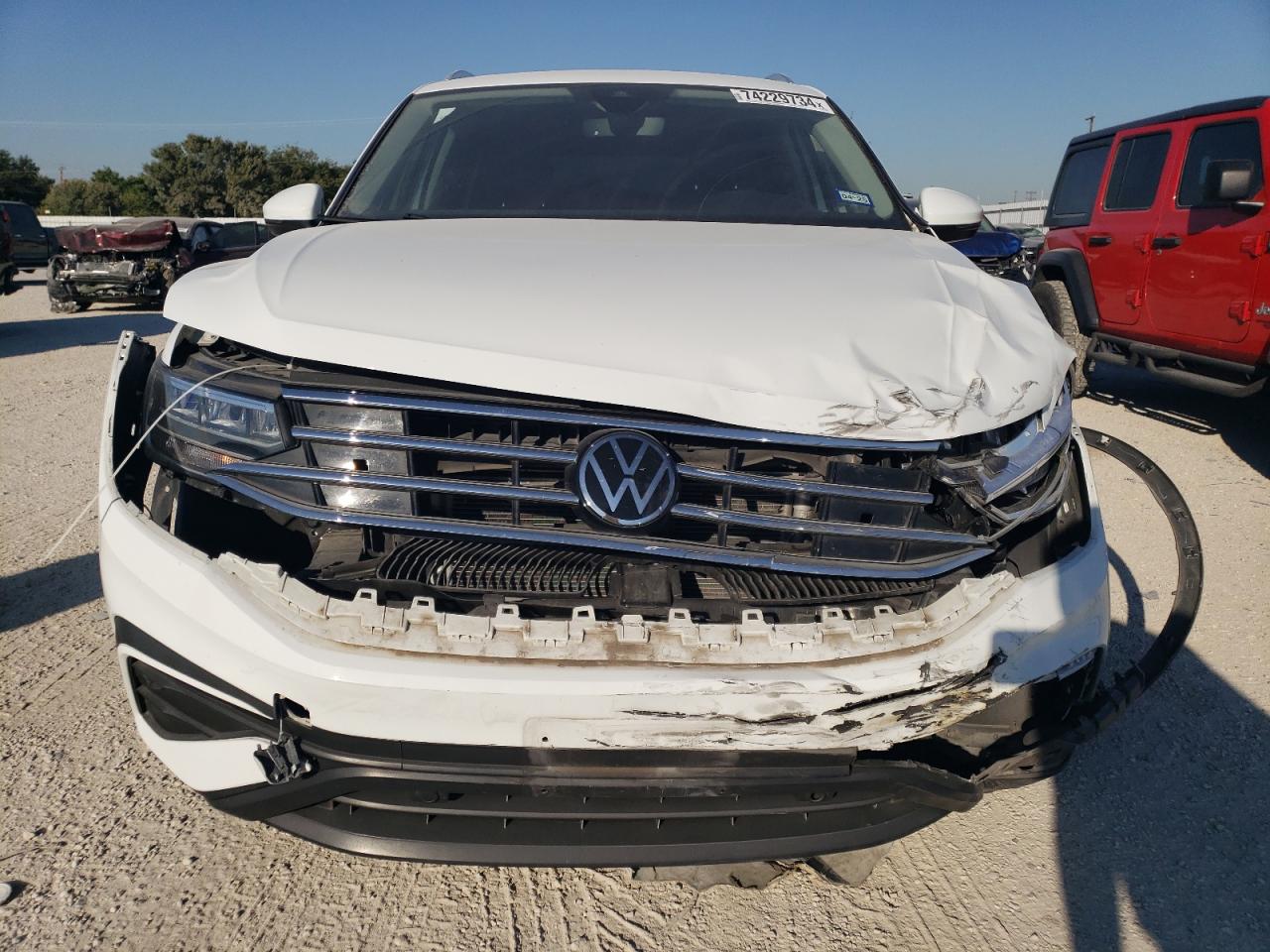 2022 VOLKSWAGEN TIGUAN SE VIN:3VV3B7AX3NM085076