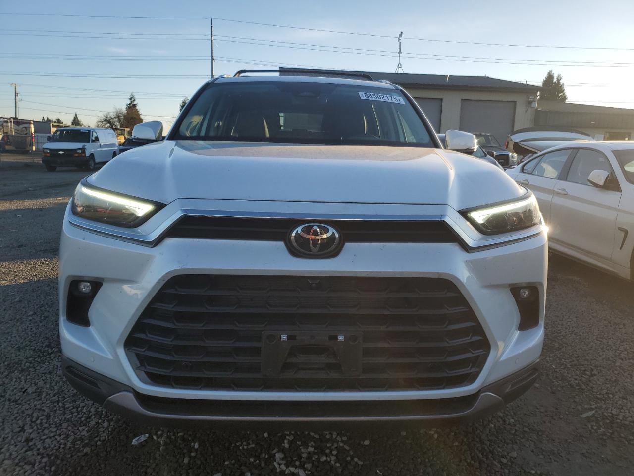 2024 TOYOTA GRAND HIGHLANDER XLE VIN:5TDAAAB56RS039413