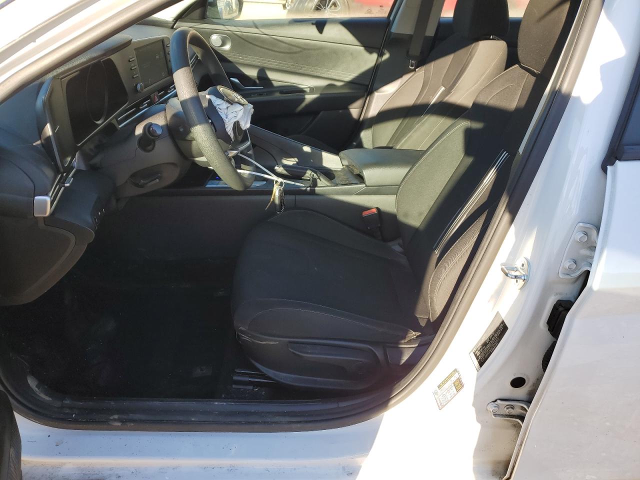 2023 HYUNDAI ELANTRA SEL VIN:5NPLM4AG8PH112031