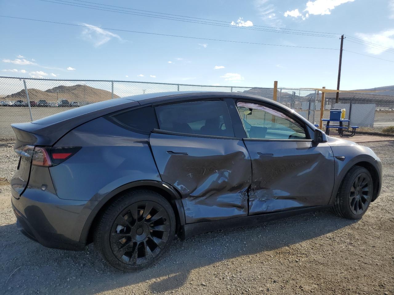 2023 TESLA MODEL Y  VIN:7SAYGDEE6PF769434