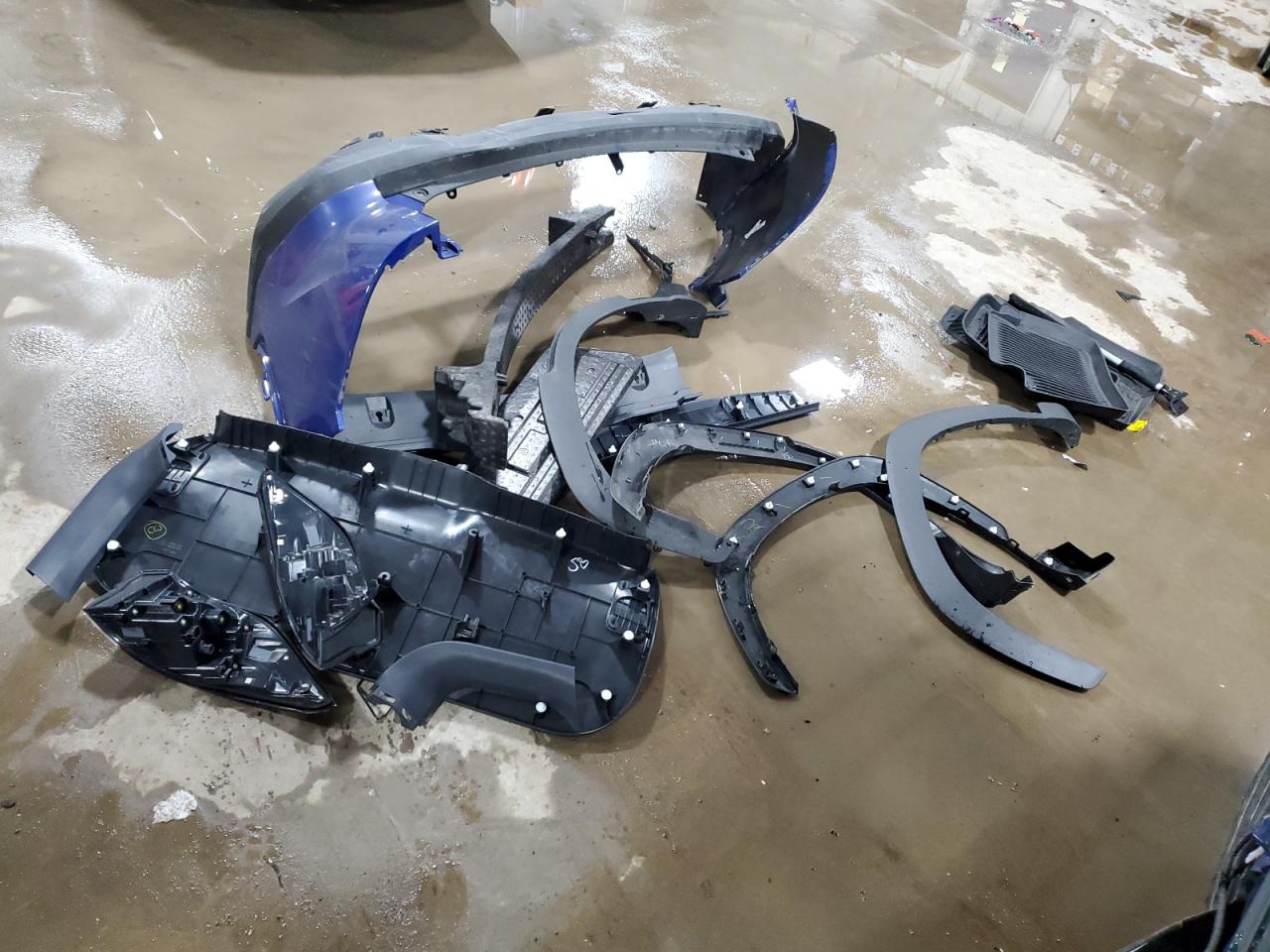 2024 TOYOTA COROLLA CROSS LE VIN:7MUBAABG5RV081020