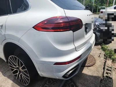 2015 Porsche Cayenne VIN: