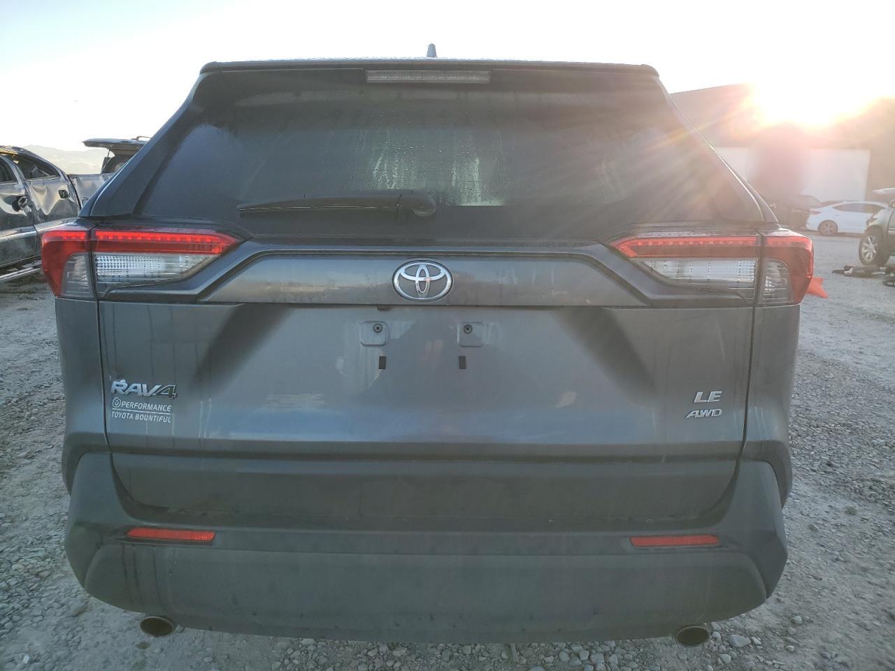 2022 TOYOTA RAV4 LE VIN:2T3G1RFV2NC266742