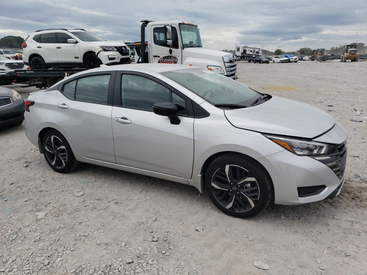 2024 NISSAN VERSA SR VIN:3N1CN8FV1RL882654