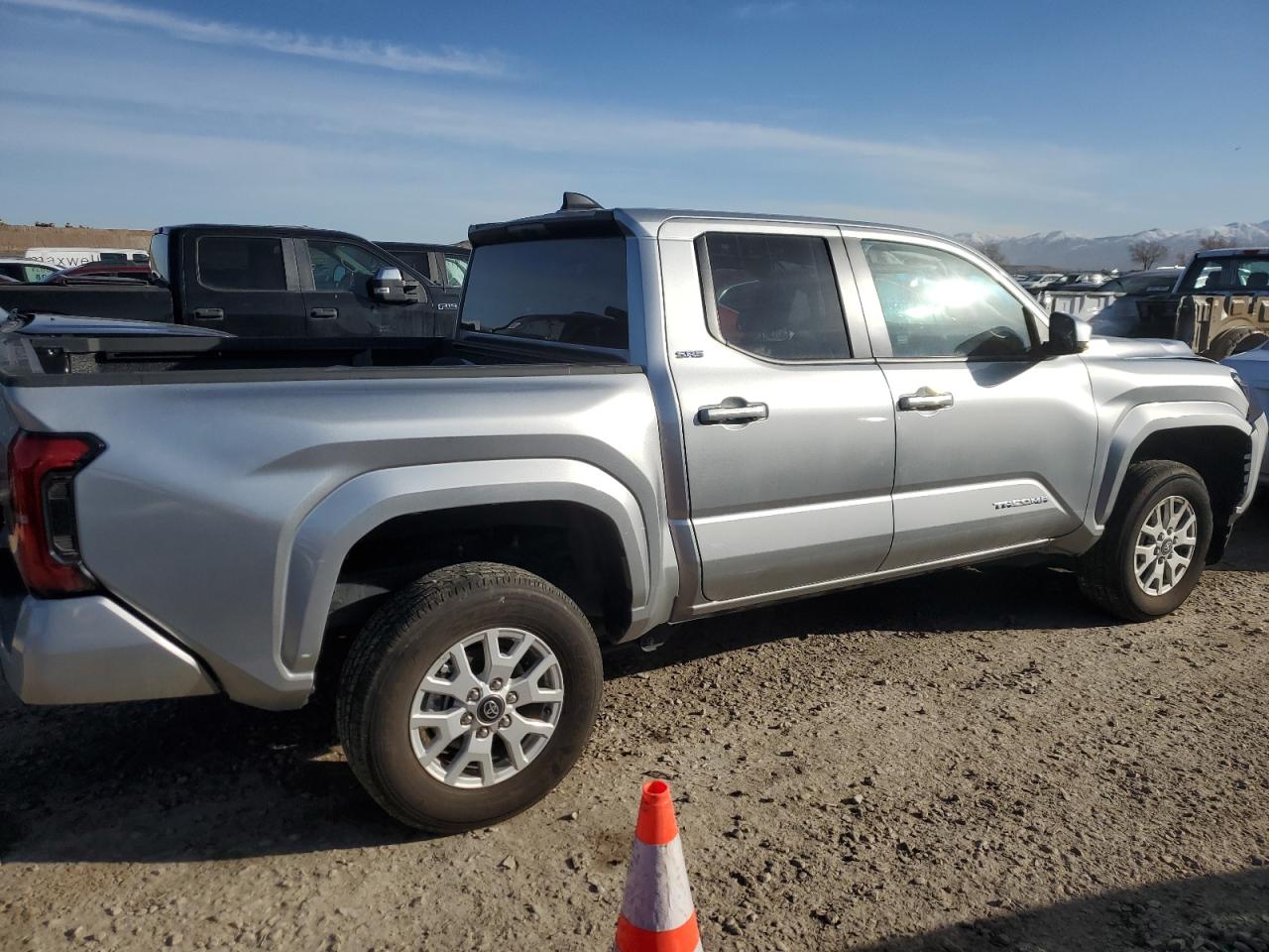 2024 TOYOTA TACOMA DOUBLE CAB VIN:3TMLB5JN8RM071181