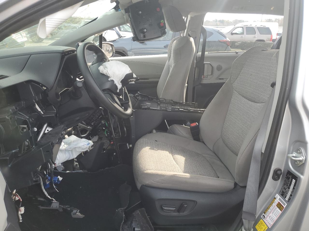 2023 TOYOTA SIENNA LE VIN:5TDKSKFC6PS077978