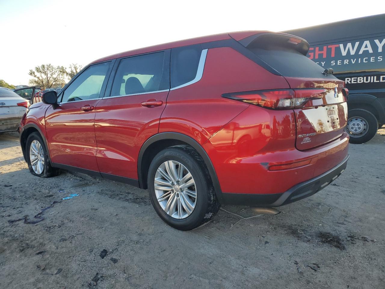 2023 MITSUBISHI OUTLANDER ES VIN:JA4J3TA86PZ014972