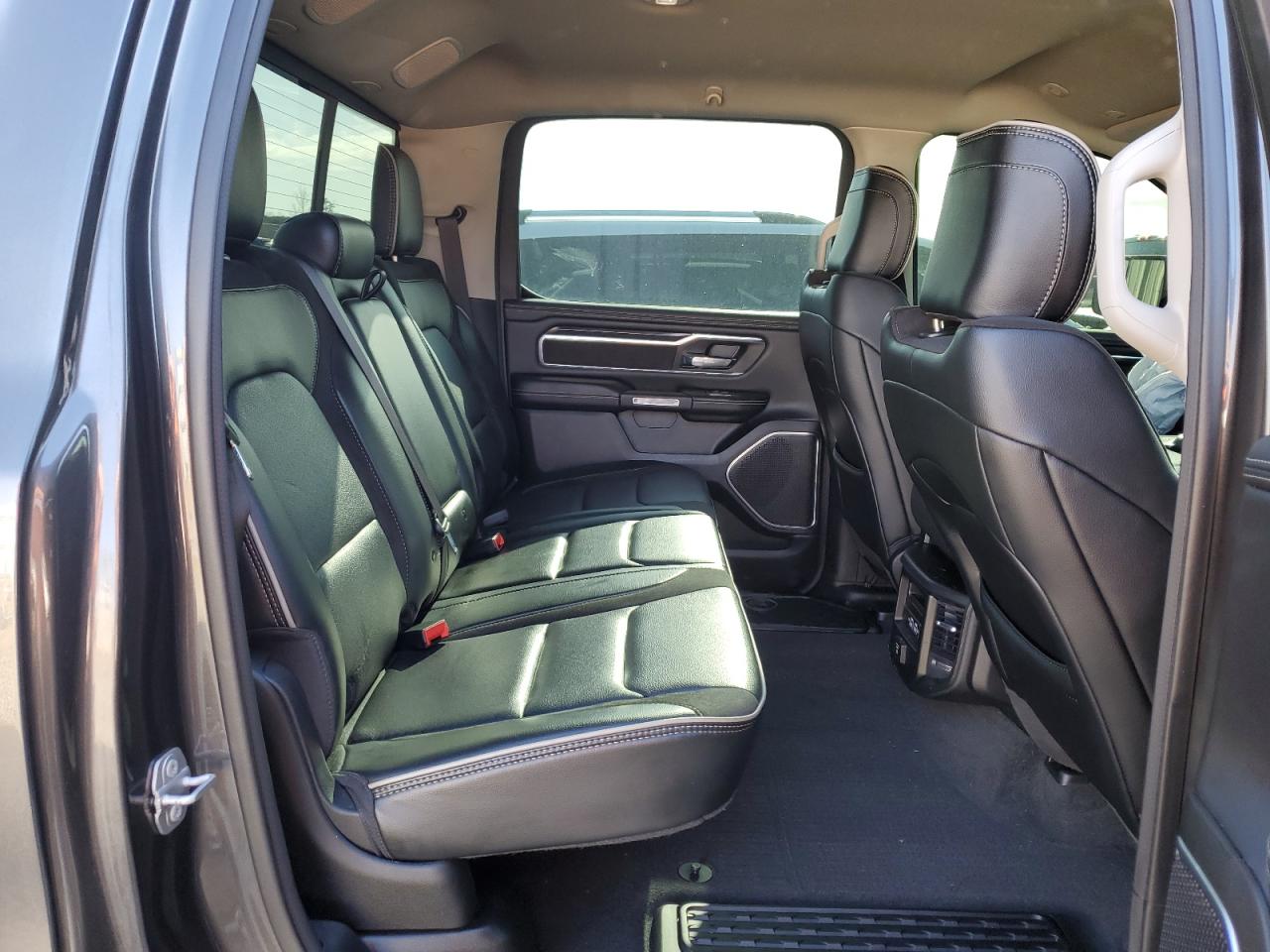 2022 RAM 1500 LARAMIE VIN:1C6SRFJT9NN385649