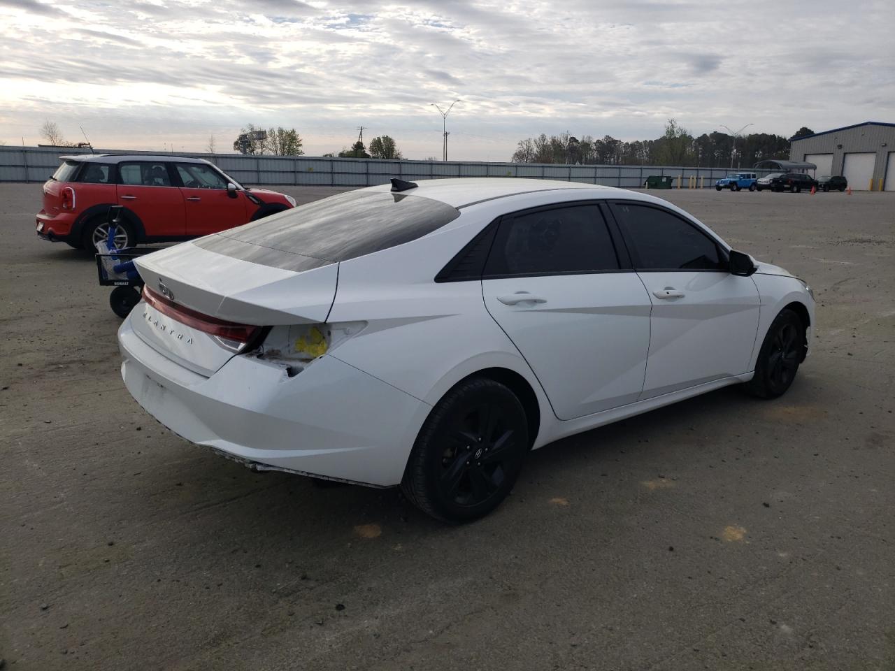 2023 HYUNDAI ELANTRA SEL VIN:5NPLM4AG8PH087857