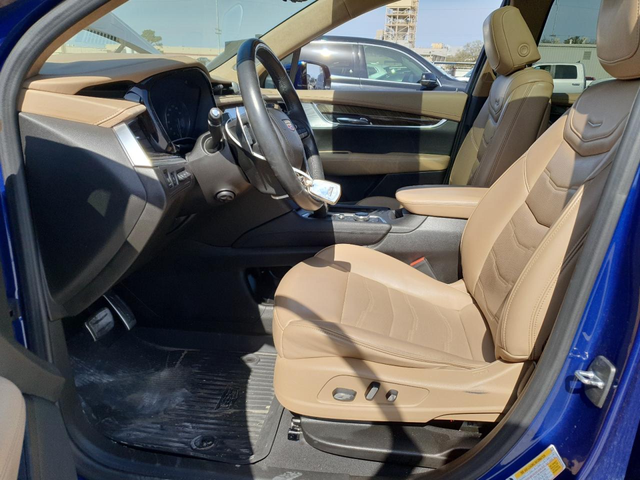 2023 CADILLAC XT6 SPORT PLATINUM VIN:1GYKPHRSXPZ117852