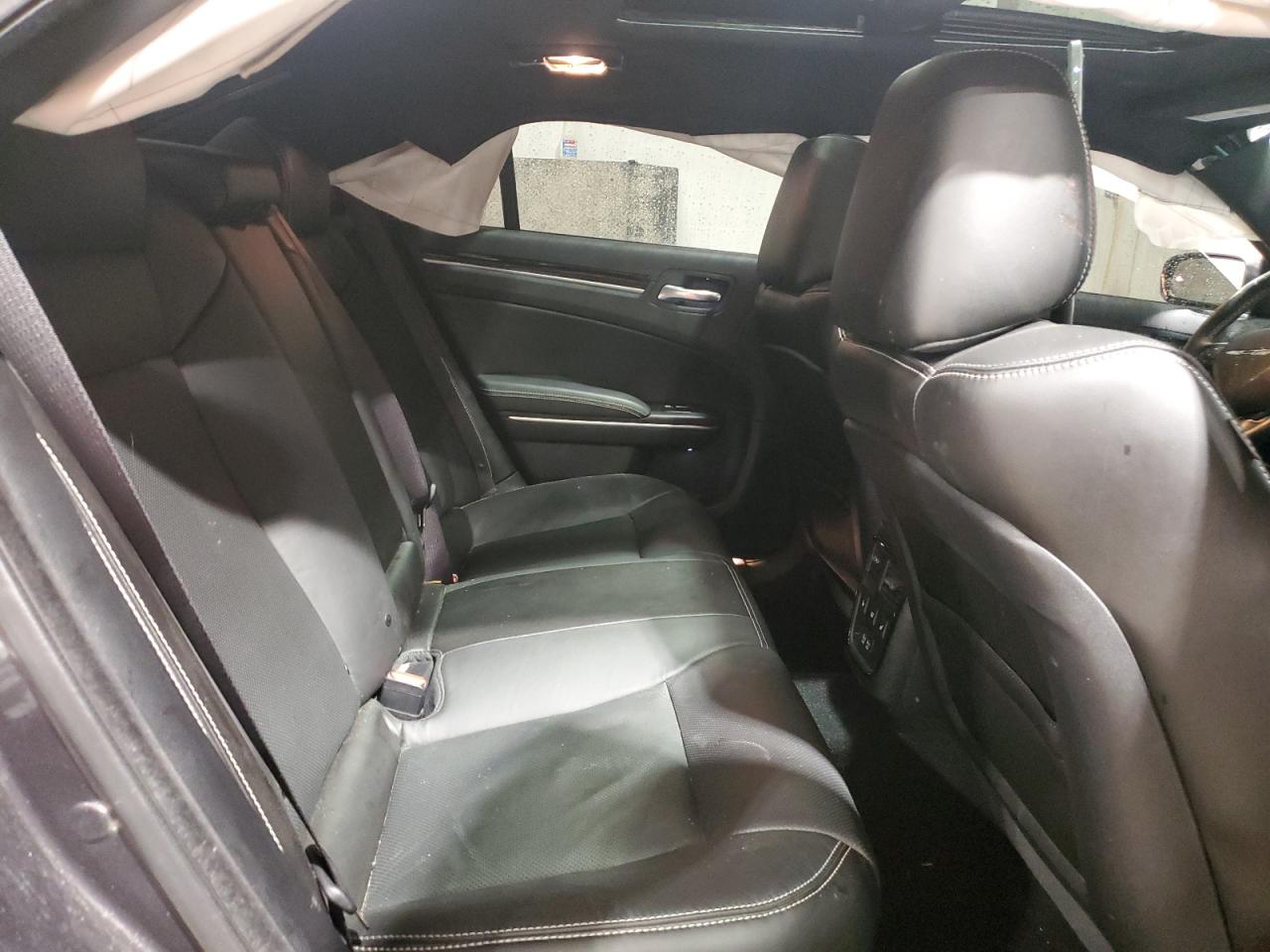 2022 CHRYSLER 300 S VIN:2C3CCABT2NH158820