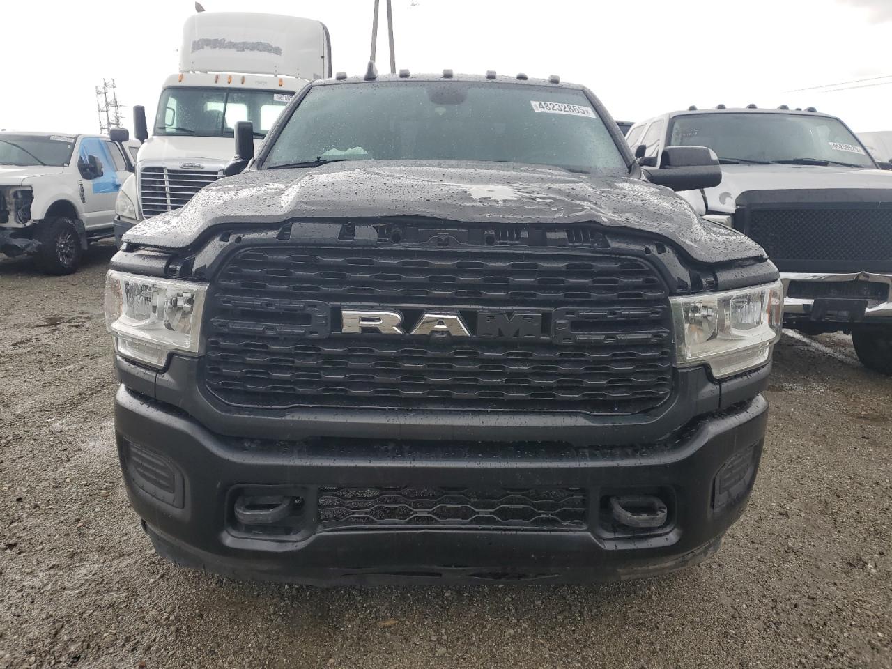 2022 RAM 3500 TRADESMAN VIN:3C63RPGL8NG316526