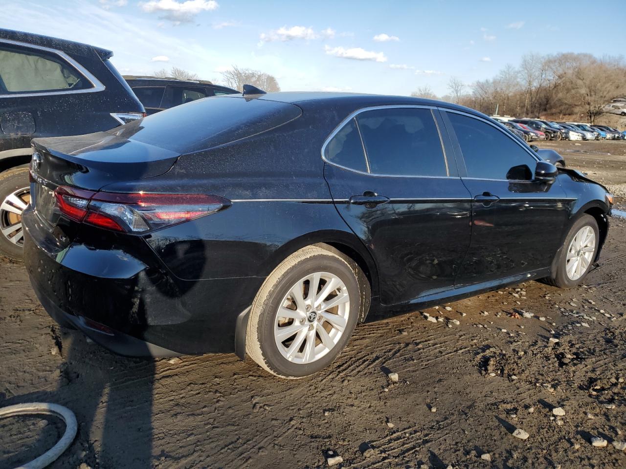 2024 TOYOTA CAMRY LE VIN:4T1C11AK5RU199466