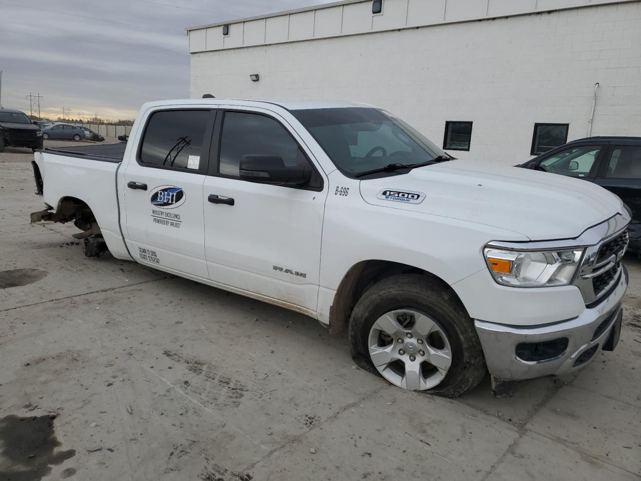 2024 RAM 1500 BIG HORN/LONE STAR VIN:3FAHP0HA7CR264645