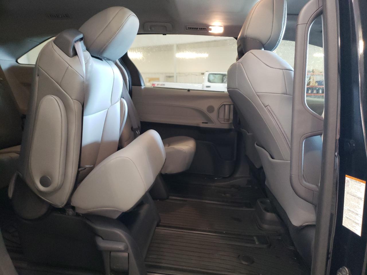 2022 TOYOTA SIENNA XLE VIN:KNAFU4A28A5809348