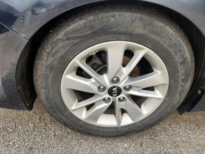 2016 Kia K5 VIN: